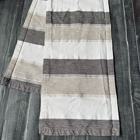 Modern Farmhouse Tan Brown Textured Table Runner - Picture 1 of 2